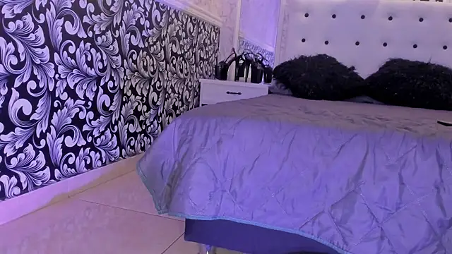 Foxy Slave online show from February 15, 2025, 11:17 am