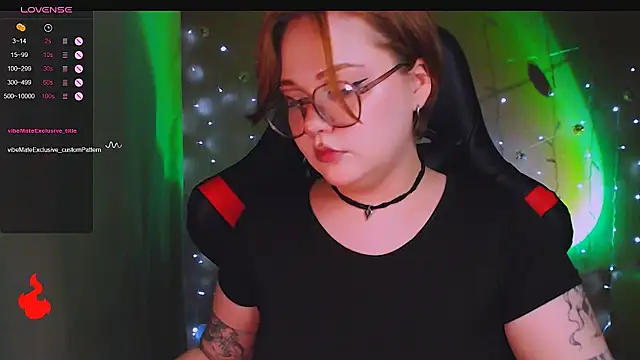 Snapshot of lala_loulou_land chatting on June 25, 2026, 7:30 pm lala loulou land online show from June 25, 2026, 7:30 pm