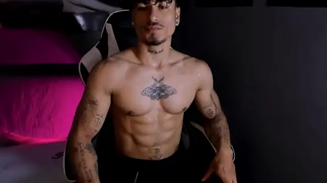 Thomas Fit1 online show from April 15, 2026, 6:45 pm