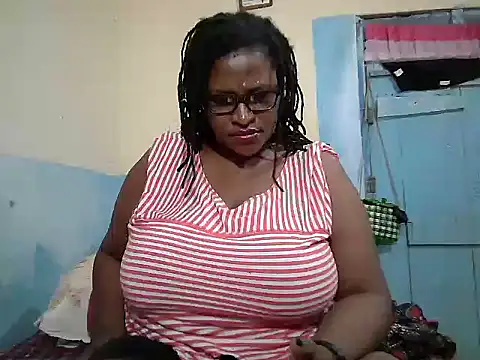 sexy bigboobss online show from November 28, 2025, 7:36 pm