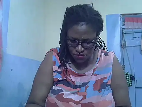 sexy bigboobss online show from November 6, 2025, 7:56 am