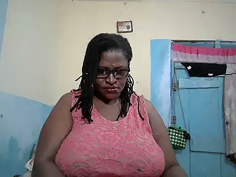 sexy bigboobss online show from November 15, 2025, 7:34 am