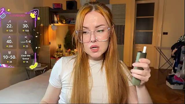 Snapshot of Sargonium999 chatting on October 31, 2025, 8:05 pm Sargonium999 online show from October 31, 2025, 8:05 pm