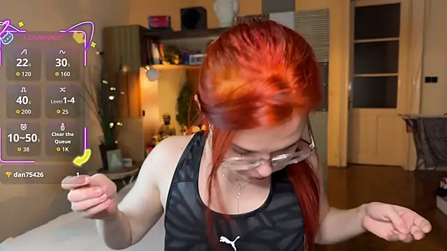 Snapshot of Sargonium999 chatting on September 16, 2025, 7:15 pm Sargonium999 online show from September 16, 2025, 7:15 pm