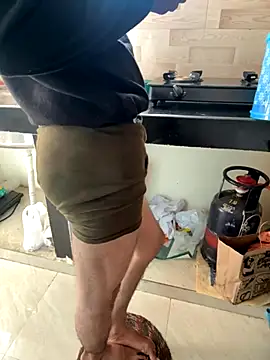 Telugukannadaboy69 online show from October 9, 2025, 4:02 am