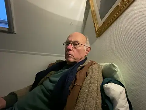 martxxxxx online show from December 27, 2024, 3:48 pm