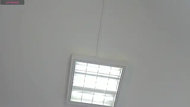 Snapshot of AnthonelaDuque chatting on September 28, 2025, 11:50 am AnthonelaDuque online show from September 28, 2025, 11:50 am