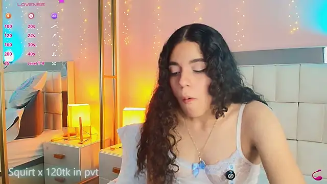 anahi maite online show from March 16, 2026, 8:11 pm