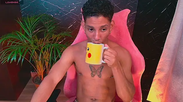 Palo santo online show from September 21, 2025, 9:20 pm