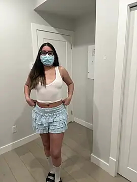 jAsMinE678 online show from March 15, 2026, 4:30 am