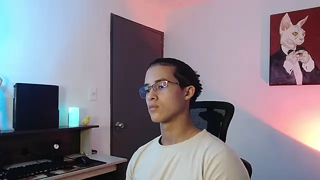 alejo x3 online show from February 27, 2025, 4:35 am