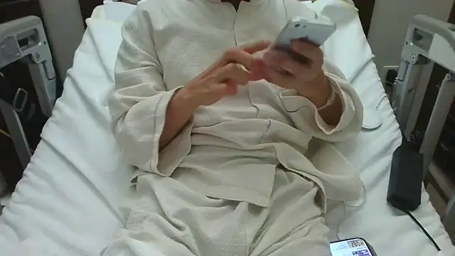 Snapshot of matu050556 chatting on December 21, 2025, 10:39 am matu050556 online show from December 21, 2025, 10:39 am