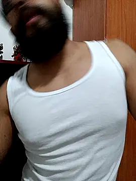 Snapshot of HombreS3n chatting on February 5, 2025, 1:15 am HombreS3n online show from February 5, 2025, 1:15 am