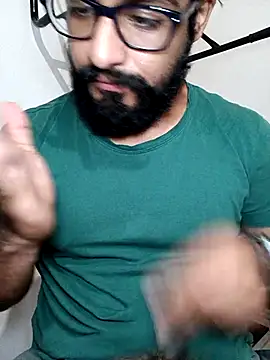 Snapshot of HombreS3n chatting on November 29, 2025, 12:33 am HombreS3n online show from November 29, 2025, 12:33 am