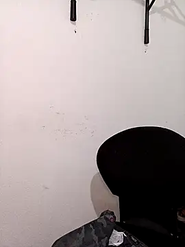 Snapshot of HombreS3n chatting on September 24, 2025, 7:53 pm HombreS3n online show from September 24, 2025, 7:53 pm