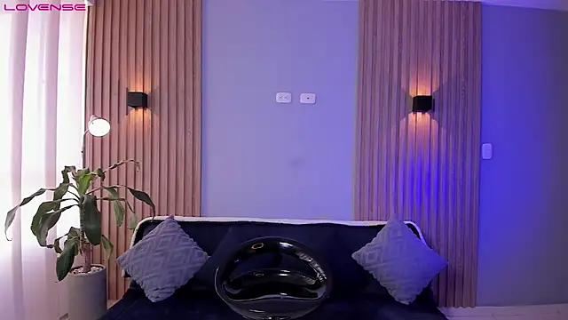 SymonPrince online show from September 14, 2025, 8:09 pm