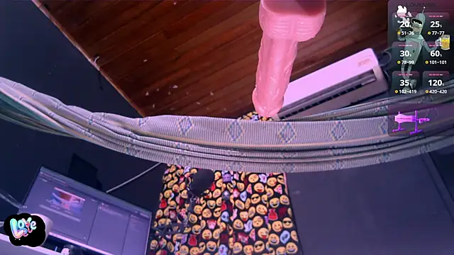 Snapshot of waterfalls_girl chatting on March 2, 2026, 11:28 am waterfalls girl online show from March 2, 2026, 11:28 am