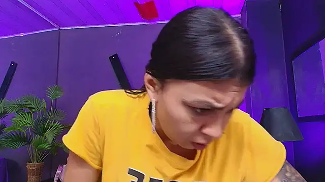 Snapshot of Juliet_Nasty chatting on October 4, 2025, 12:39 pm Juliet Nasty online show from October 4, 2025, 12:39 pm