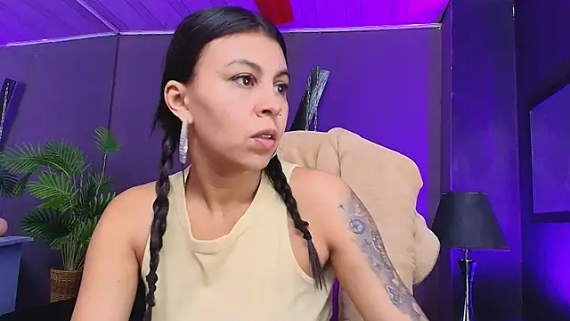 Snapshot of Juliet_Nasty chatting on September 25, 2025, 12:44 pm Juliet Nasty online show from September 25, 2025, 12:44 pm