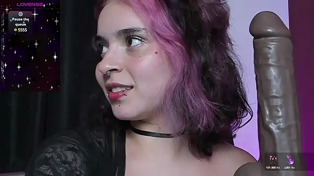 sophiecatts online show from March 7, 2025, 5:18 am