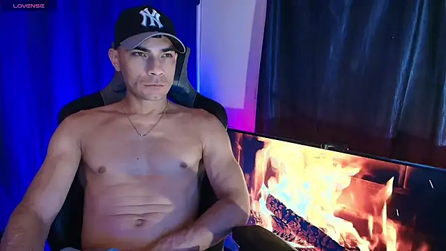 Snapshot of sexyboycolombi4 chatting on June 29, 2026, 7:35 pm sexyboycolombi4 online show from June 29, 2026, 7:35 pm