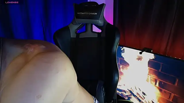 sexyboycolombi4 online show from March 1, 2026, 5:24 pm