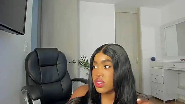 charlotte tiller online show from July 28, 2026, 5:15 am