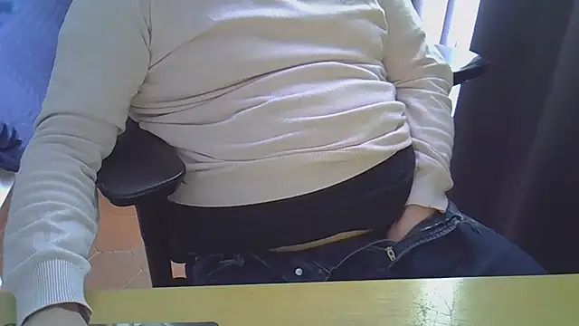 Taktak7791 online show from April 17, 2026, 9:23 am