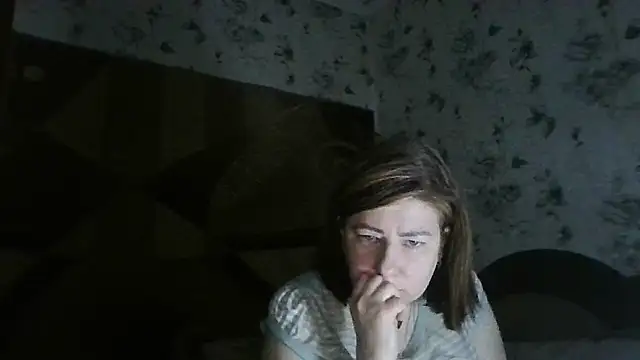 Snapshot of SophieNightAh chatting on January 18, 2026, 7:50 pm SophieNightAh online show from January 18, 2026, 7:50 pm