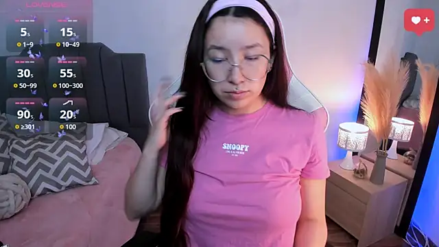 Snapshot of Amy_joones chatting on April 23, 2026, 11:27 am Amy joones online show from April 23, 2026, 11:27 am