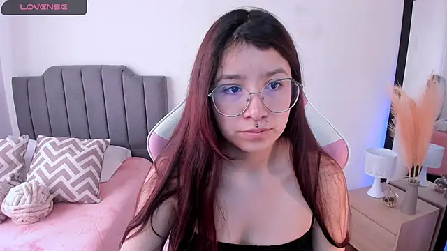 Snapshot of Amy_joones chatting on April 26, 2026, 1:08 pm Amy joones online show from April 26, 2026, 1:08 pm