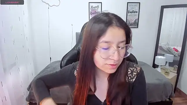 Amy joones online show from September 9, 2025, 11:30 am