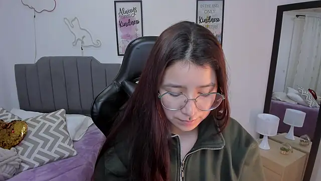 Amy joones online show from March 5, 2026, 11:18 am