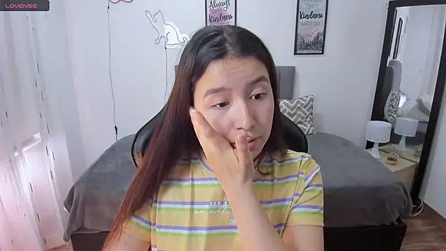 Amy joones online show from October 7, 2025, 12:17 pm