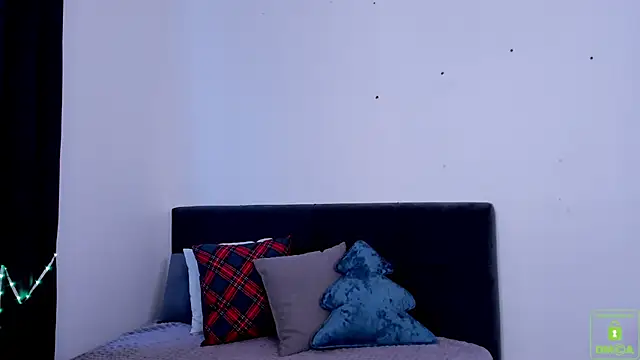 SuzyJamess online show from January 29, 2025, 9:01 am