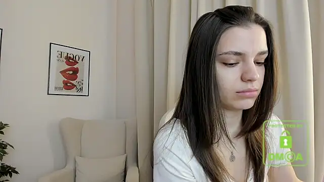 SuzyJamess online show from February 12, 2025, 3:29 am