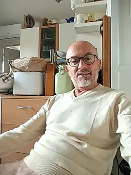 MadProfessor online show from October 28, 2025, 6:45 am