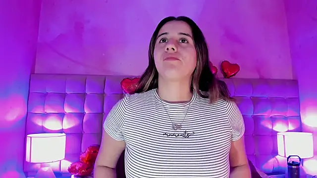 LanaHerondale online show from February 17, 2025, 11:44 am