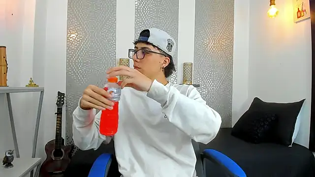 Nikolay Gregori online show from March 23, 2025, 4:05 am