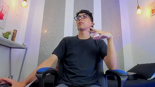 Nikolay Gregori online show from March 13, 2025, 10:36 am