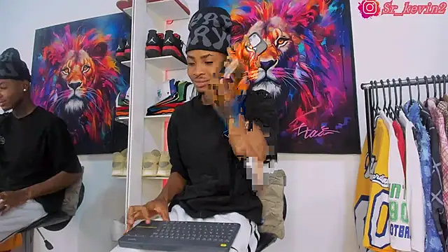 Pantera black 21 online show from November 7, 2025, 8:52 am