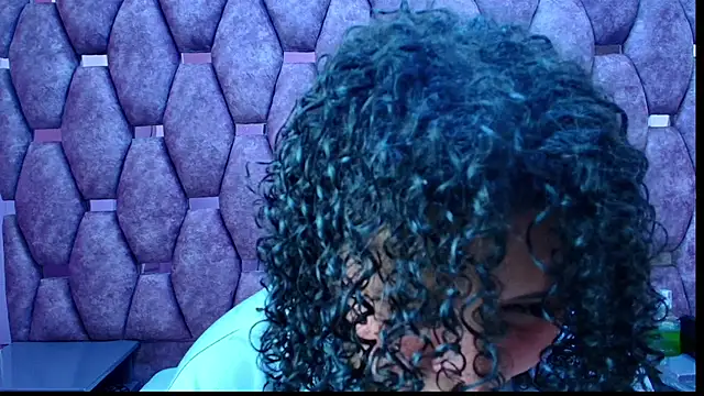 AlaSmith online show from April 18, 2026, 2:03 am