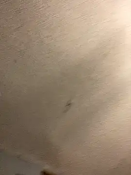 Miguel16i online show from December 28, 2024, 2:01 am