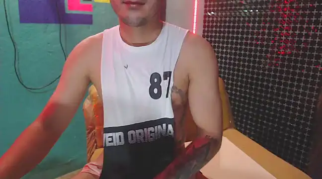 xxxxhotxoxo online show from December 15, 2024, 6:37 pm