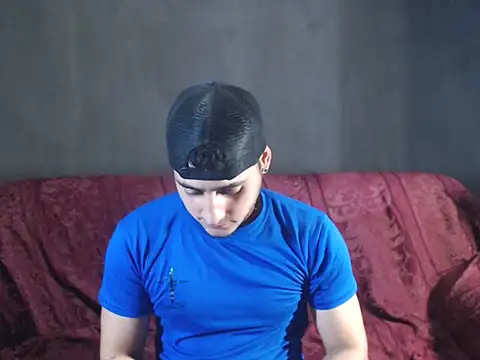 xxxxhotxoxo online show from April 19, 2026, 10:34 pm