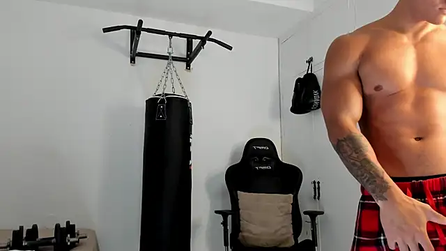 dan01  online show from September 29, 2025, 7:37 am