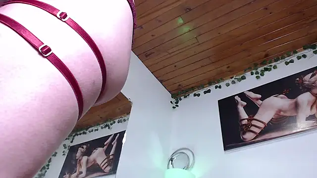 Eda Bonne online show from March 19, 2025, 1:29 pm