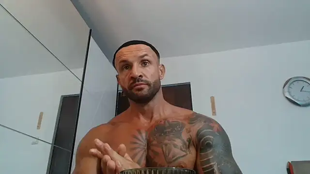 Magnificmuscles89 online show from June 30, 2026, 10:26 am
