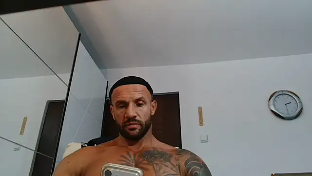 Magnificmuscles89 online show from June 28, 2026, 11:38 am