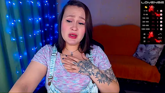 Cutie-Melanie online show from January 10, 2025, 10:39 am